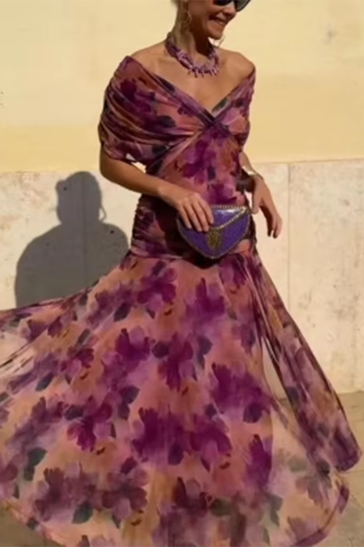 Novarente⢠Elegant Maxi Dress with V-Neck for Special Occasions