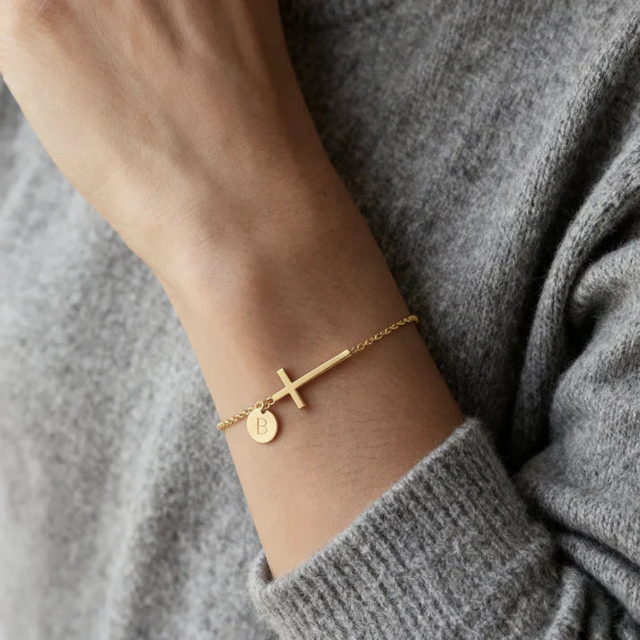צמיד אלודרין™ ראשוני קדוש – צלב מותאם אישית