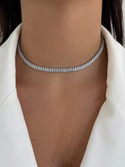 Audira™ Baguette White Collar