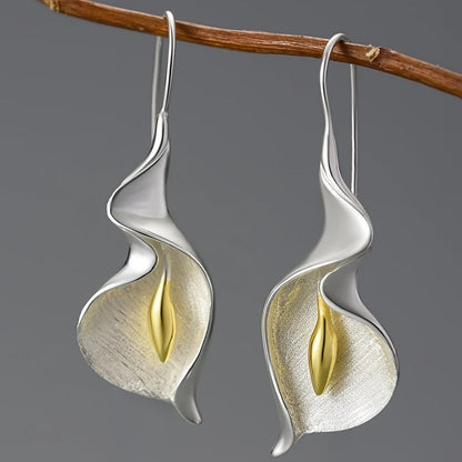 Maple™ Lily Drop Earrings