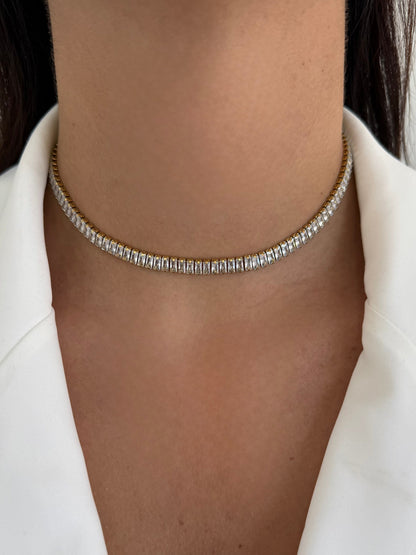 Audira™ Baguette White Collar