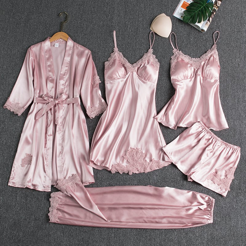 Rosmira™ Luminous Silk Night Set חמישה חלקים