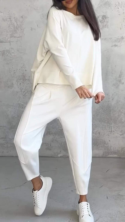 Nuvéa™ Soft Blouse and Lightweight Pants Set